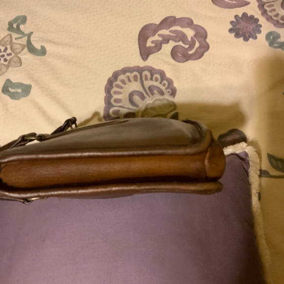 Vintage Coach Satchel - Picture 3 of 7